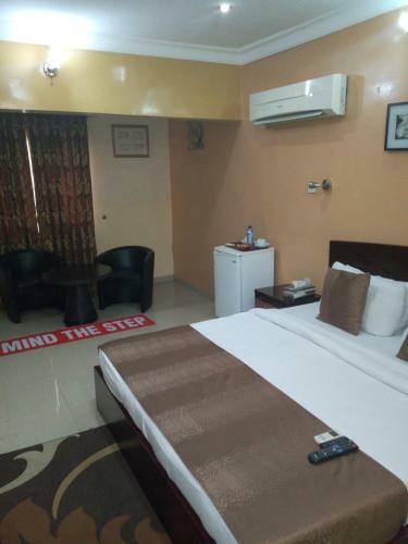 Hotel Erith Apartments And Suites Ltd