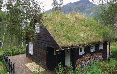 Four-bedroom Holiday Home In Granvin