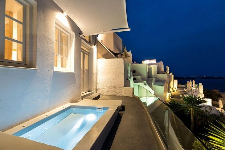 Aparthotel Armeni Village