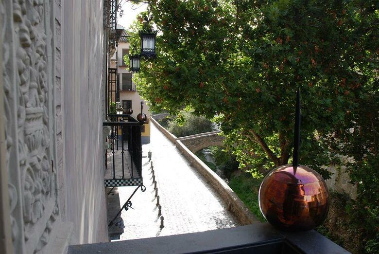 Hotel El Ladron De Agua