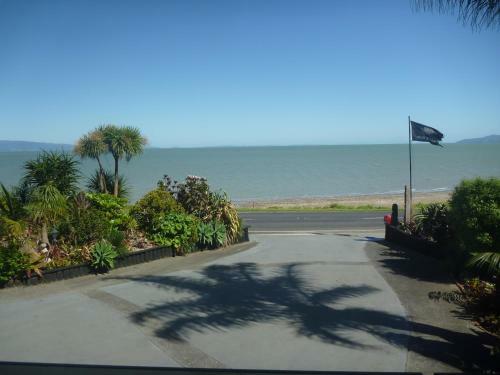 Bed & Breakfast Pohutukawa Coast Bnb