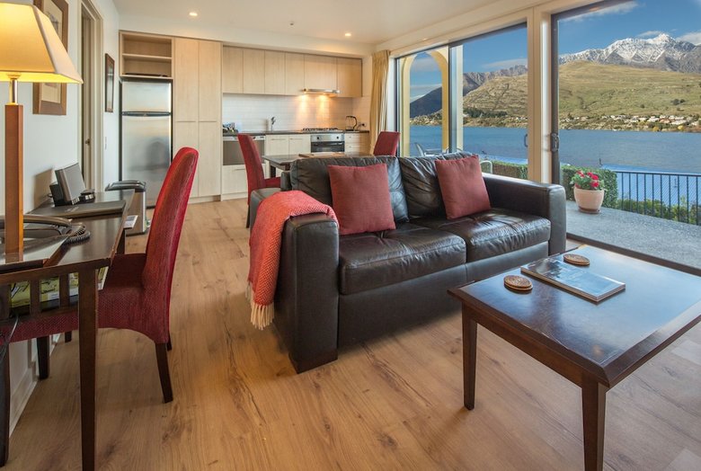 Aparthotel Villa Del Lago