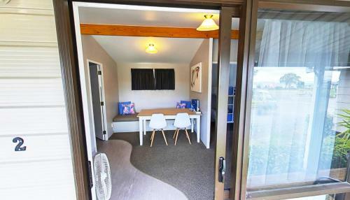 Motutere Bay Holiday Park