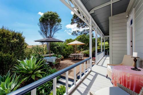 Crescent Villa