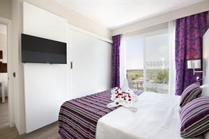 Hotel Playa De Muro Suites