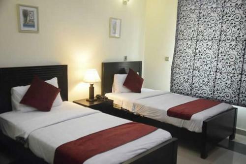 Hostal Elite Residence
