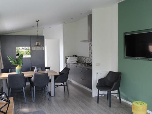 Holiday Home Resort Mooi Bemelen II