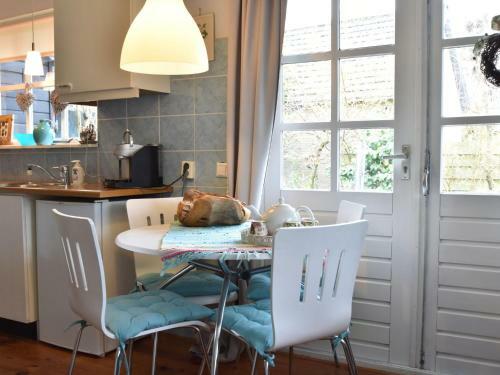 Holiday Home Bebke S Cottage