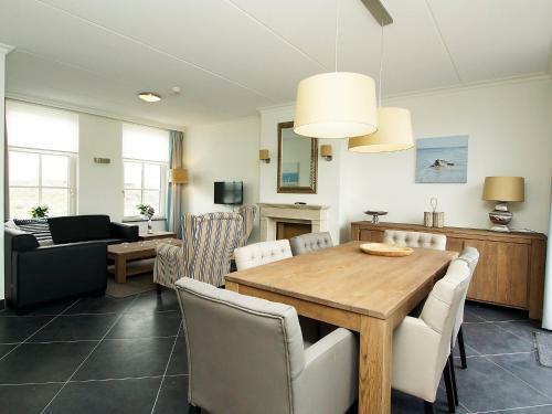 Hotel Holiday Home 6p. Wellnesswoning