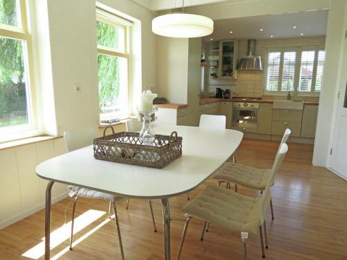 Neat Holiday Home With Fireplace In Groede Netherlands