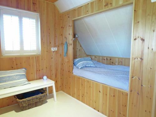 Neat Holiday Home With Fireplace In Groede Netherlands