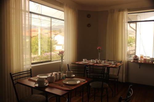 La Escala Bed And Breakfast