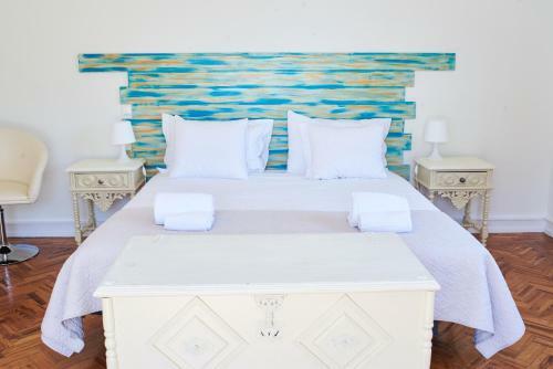 Cascais Cool Hostel Suites & Pool