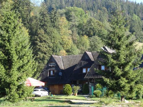 Camping Harenda Pokoje Go?cinne I Domki