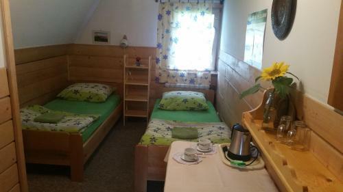 Camping Harenda Pokoje Go?cinne I Domki