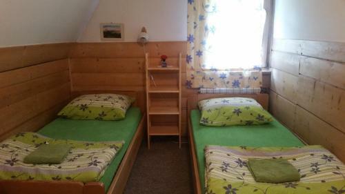Camping Harenda Pokoje Go?cinne I Domki
