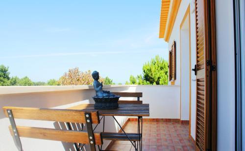 Hostal Aljezur Experiences Surf & Lounge House