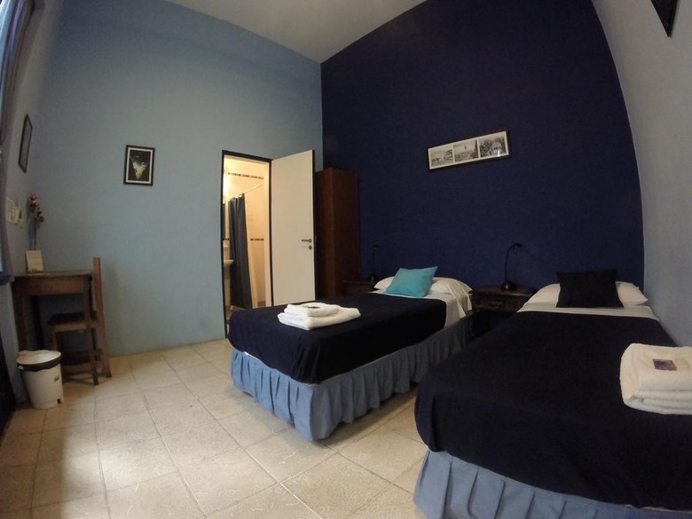 Apartamentos Sabatico Travelers Hostel