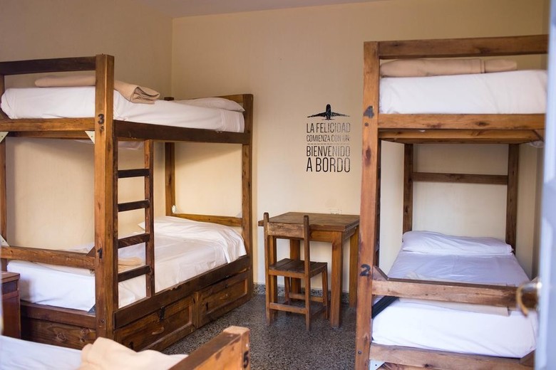 Apartamentos Sabatico Travelers Hostel