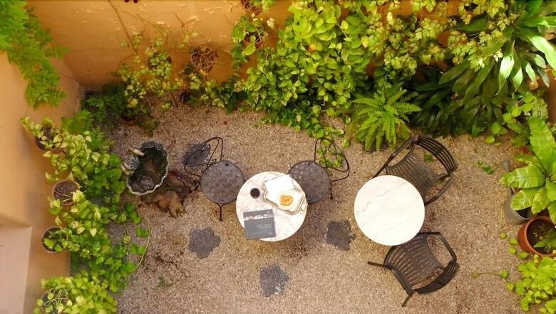 Hotel 1555 Malabia House
