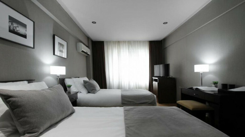 Hotel 8 De Octubre