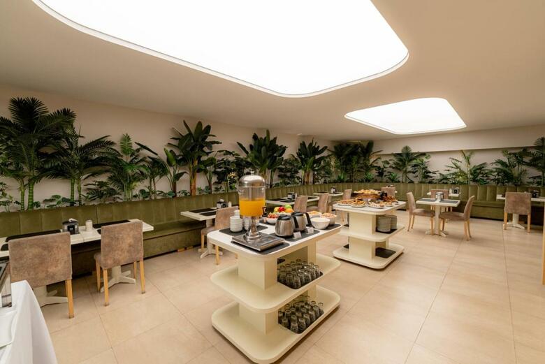 Hotel Sennac