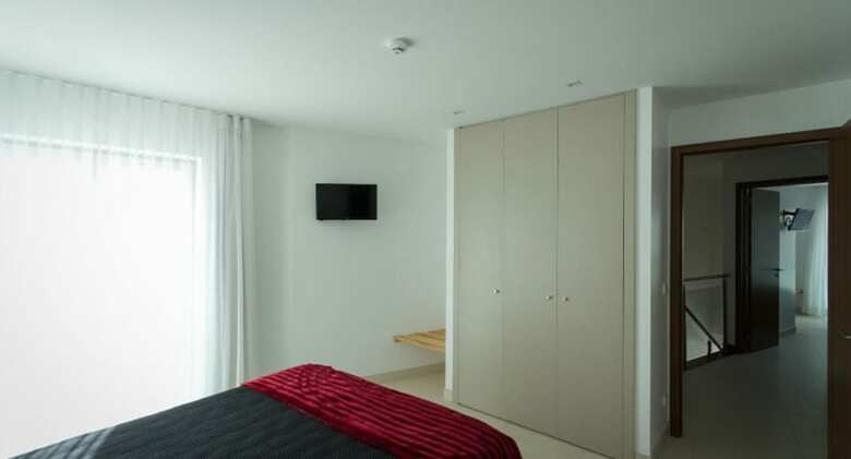 Hostal Peralux