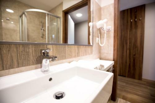 Mineral Hotel Malinowy Raj