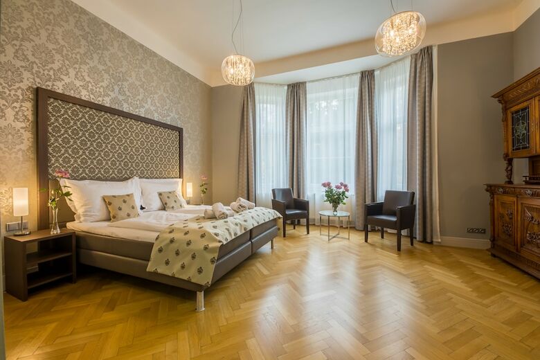 Wellness & Spa Hotel Villa Regenhart