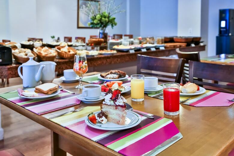 Copacabana Suites By Atlantica Hotels