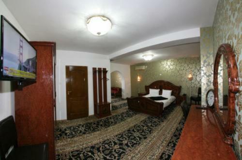 Bed & Breakfast Pensiunea Crown Royal