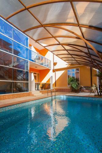 Magnat Hotel