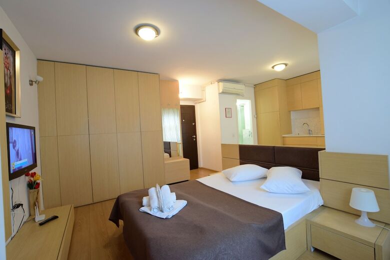 Aparthotel Decebal Residence Apartments