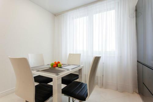 Apartment Gorkogo 96