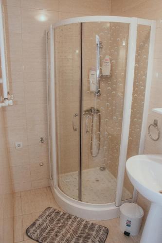 Apartament 1 Decembrie