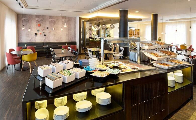 Hotel Express By Holiday Inn Hasselt