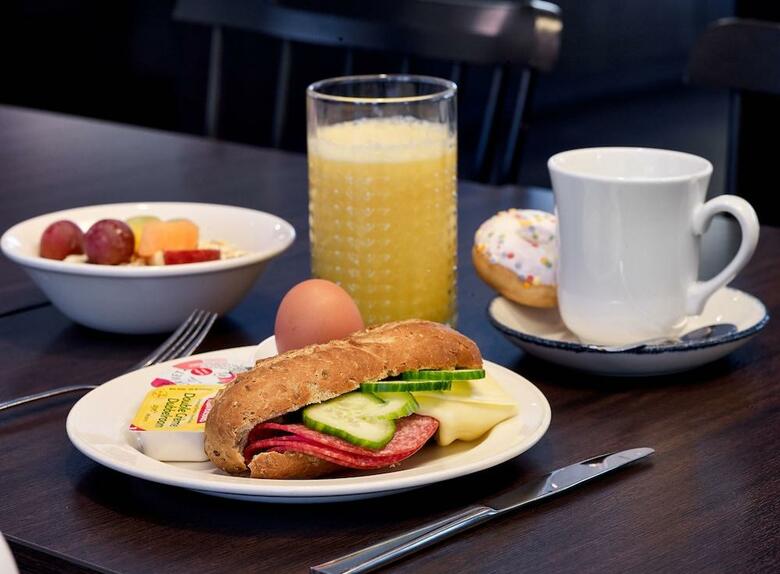 Hotel Express By Holiday Inn Hasselt