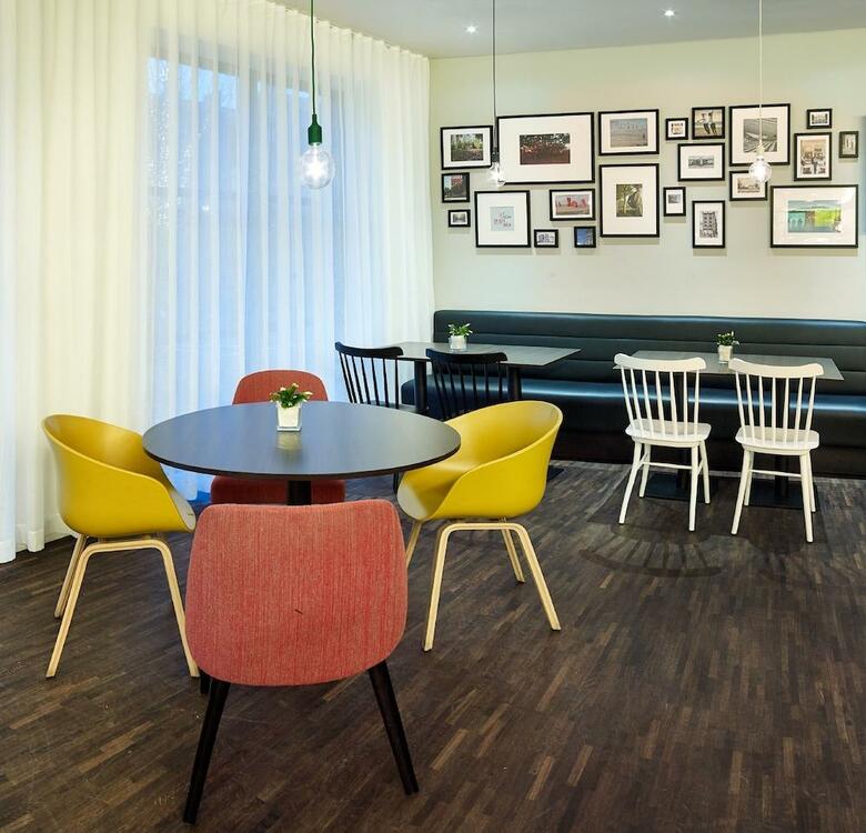 Hotel Express By Holiday Inn Hasselt