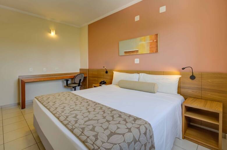 Quality Hotel Jundia�