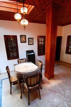 White Garden Pension