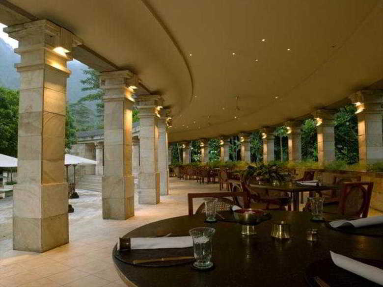 Hotel Amanjiwo