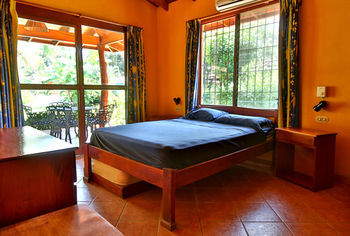 Residencia Bahia Esmeralda