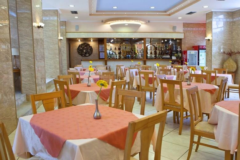 Summery Hotel
