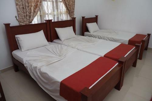 Hostal Kandyan White Holiday Homes