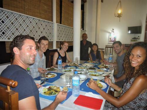 Hostal Kandyan White Holiday Homes
