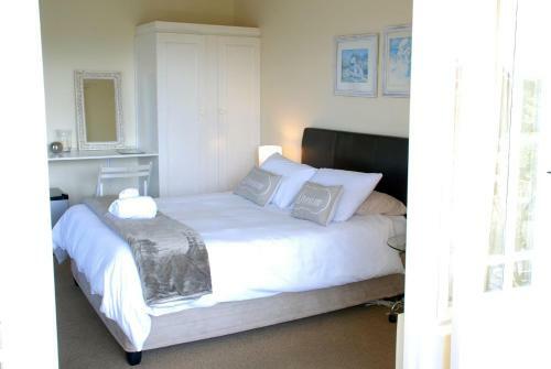 Hostal Mandalay Guest House Plettenberg Bay