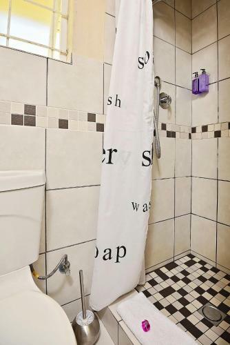 Hostal Mandalay Guest House Plettenberg Bay