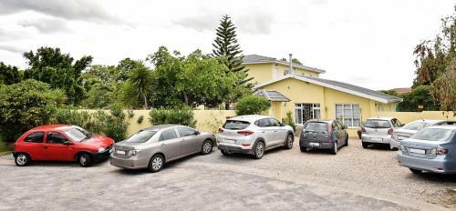 Hostal Mandalay Guest House Plettenberg Bay