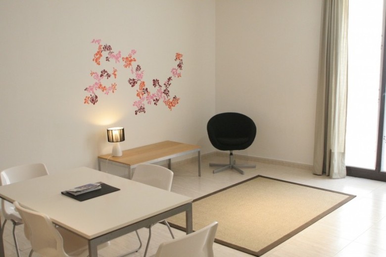 Las Ramblas Bacardi Apartments