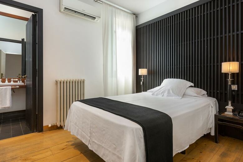 Hotel Market